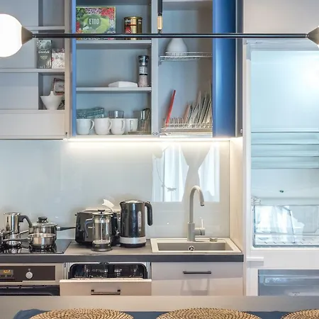 Happy Gold Studio, Self Check-in, Parking In The Underground Garage *