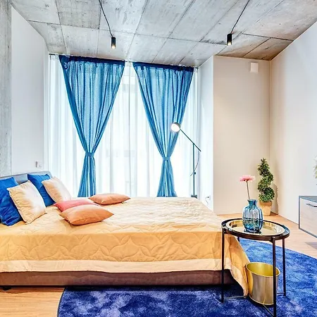 公寓 Happy Gold Studio, Self Check-in, Parking In The Underground Garage *