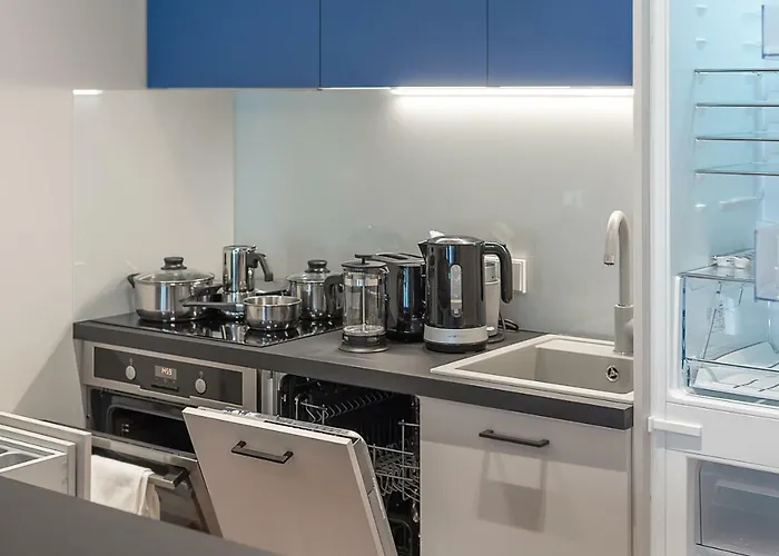 Happy Gold Studio, Self Check-in, Parking In The Underground Garage Appartement