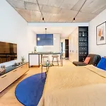 Happy Gold Studio, Self Check-in, Parking In The Underground Garage Lejlighed Vilnius