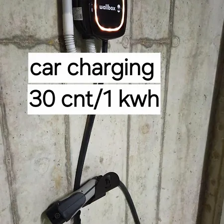 Апартаменты Happy Gold Studio, Self Check-in, Parking In The Underground Garage *