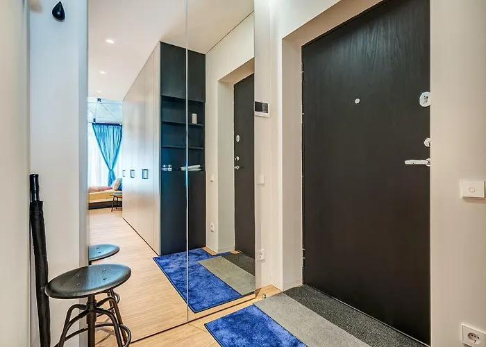 Happy Gold Studio, Self Check-in, Parking In The Underground Garage Апартаменты Вильнюс