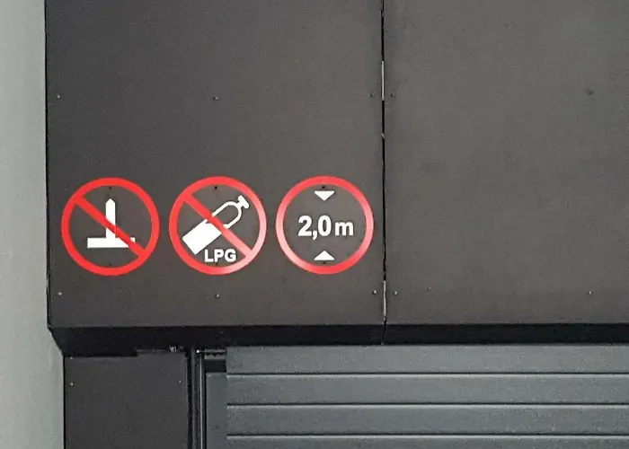 Διαμέρισμα Happy Gold Studio, Self Check-in, Parking In The Underground Garage