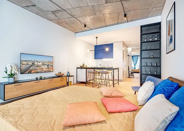 Happy Gold Studio, Self Check-in, Parking In The Underground Garage * Βίλνιους