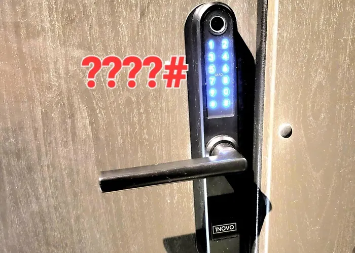 Happy Gold Studio, Self Check-in, Parking In The Underground Garage アパート *